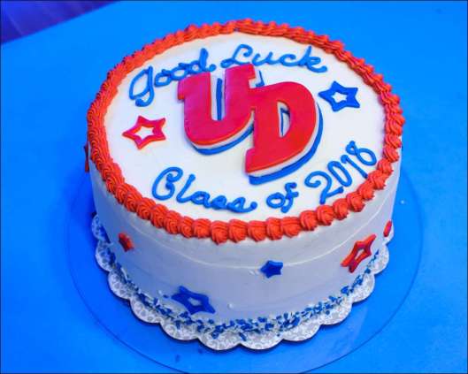 dayton-graduation-cake-3