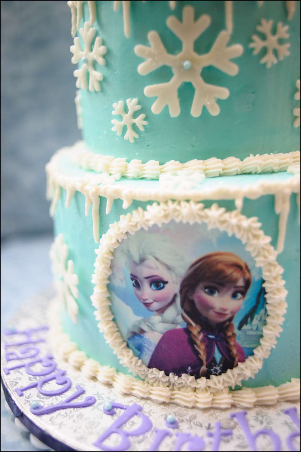 Disney Frozen Cake, Cupcakes, and Cookies! | Gray Barn Baking
