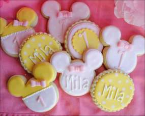 minnie-mouse-first-cookies-3